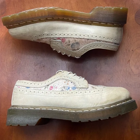 Dr. Martens Floral Crackle Brogue Wingtip Bone 12368 Oxford Shoes Women's Size 6 - Picture 7 of 16